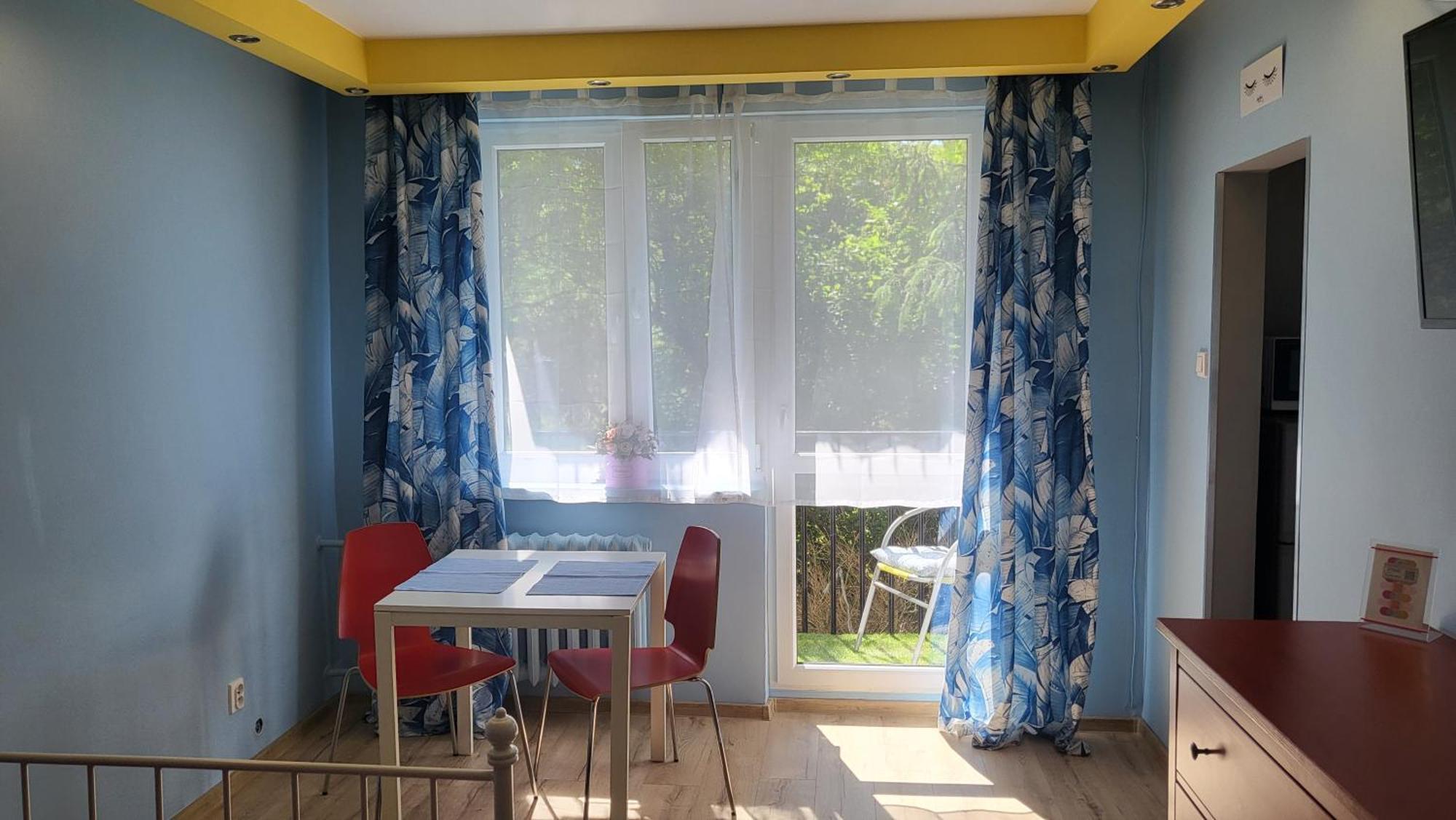 Studiospanie Studio Kapitana Z Balkonem Na Parterze 格但斯克 外观 照片