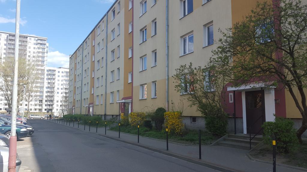 Studiospanie Studio Kapitana Z Balkonem Na Parterze 格但斯克 外观 照片